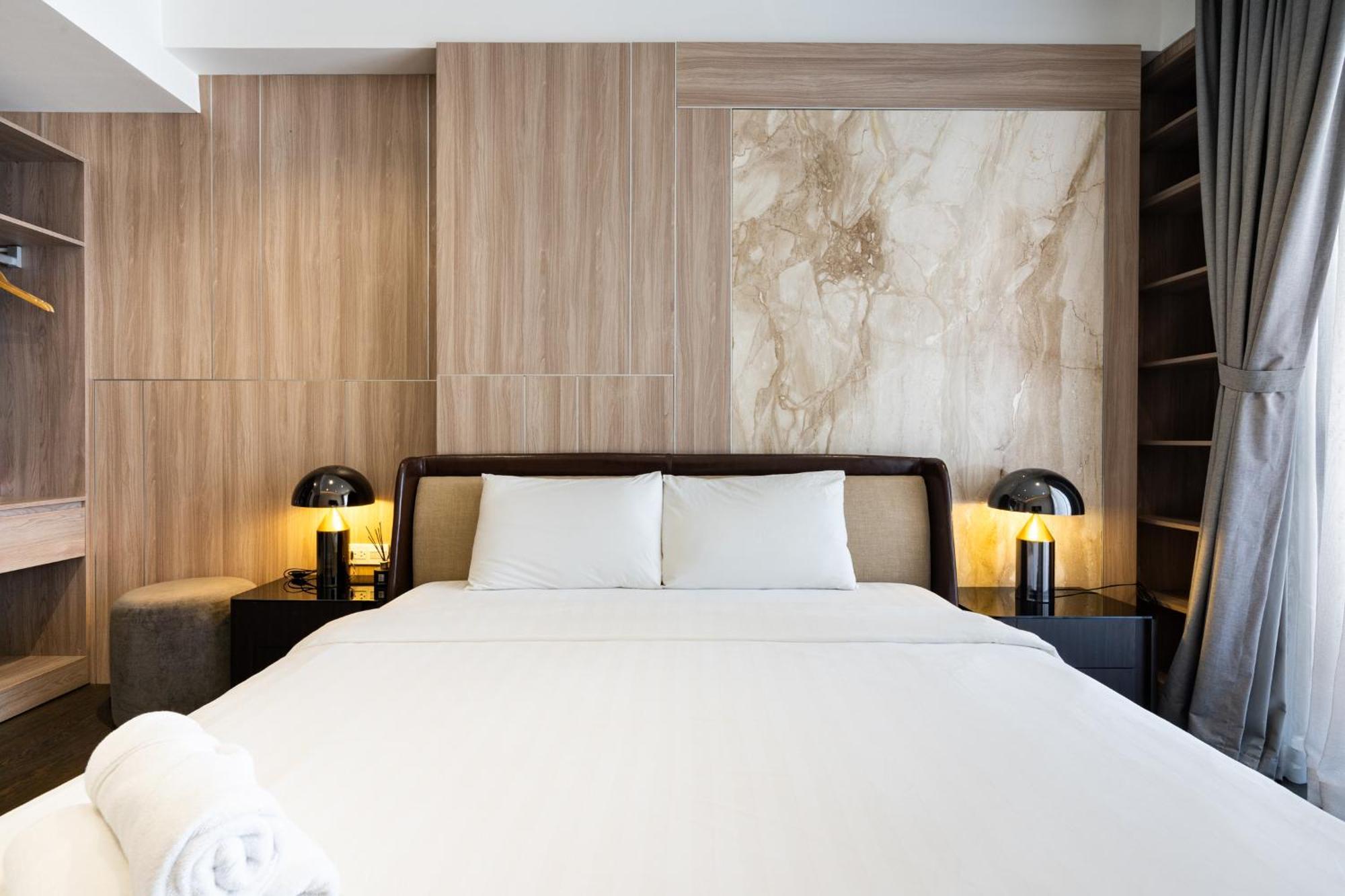 Apartamento Refined Saigon - Rivergate Aparment - Free Pool, Free Internet Sim For 3 Nights, Free Pick Up For 5 Nights