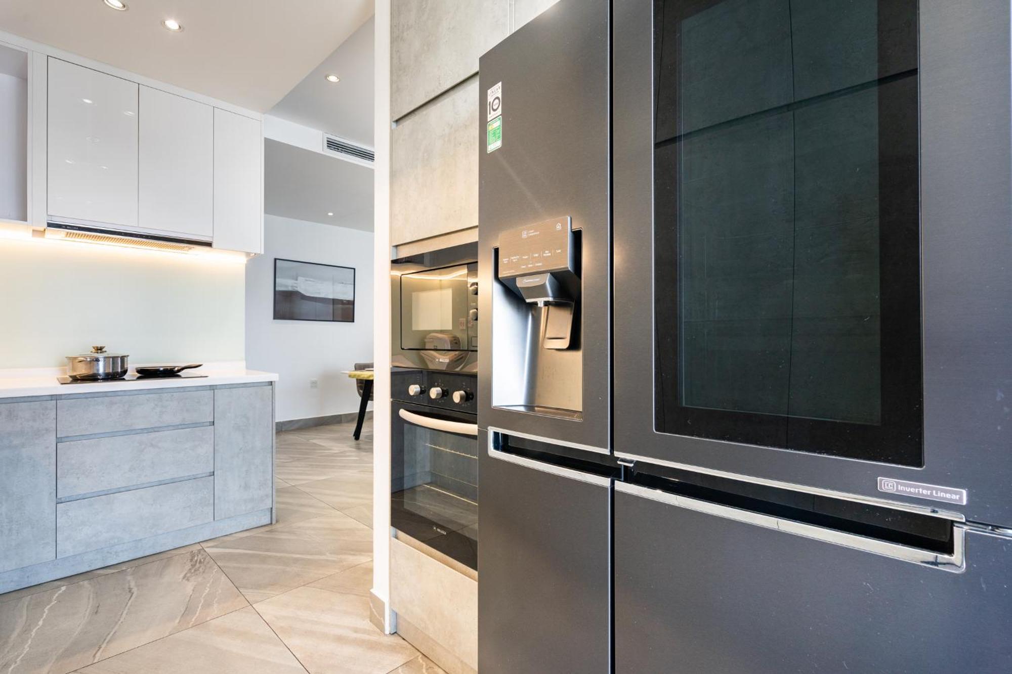Apartamento Refined Saigon - Rivergate Aparment - Free Pool, Free Internet Sim For 3 Nights, Free Pick Up For 5 Nights *