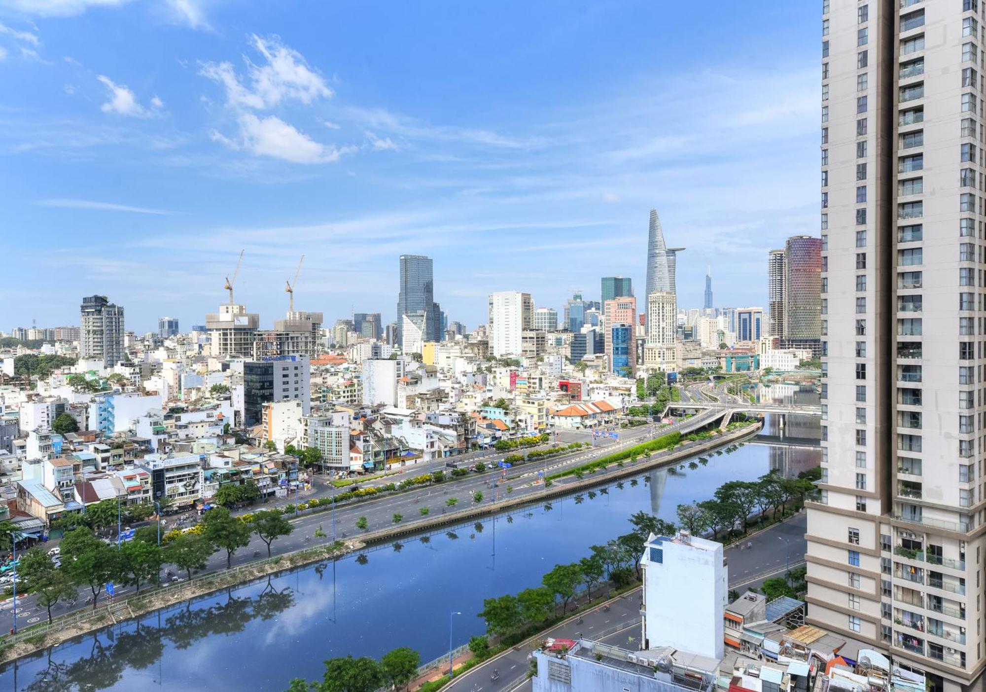 Refined Saigon - Rivergate Aparment - Free Pool, Free Internet Sim For 3 Nights, Free Pick Up For 5 Nights Apartamento *