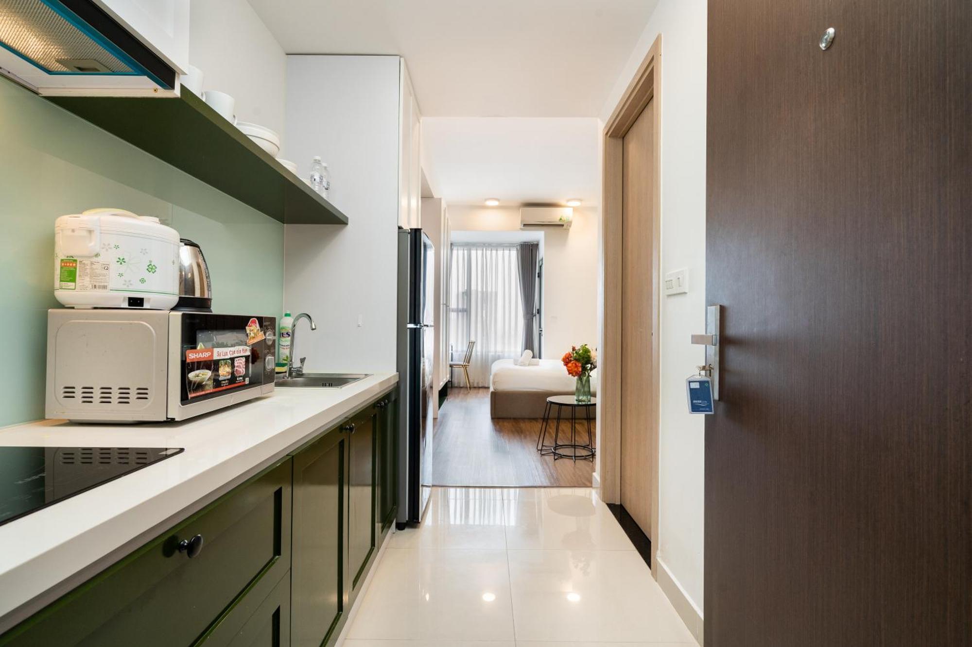 Refined Saigon - Rivergate Aparment - Free Pool, Free Internet Sim For 3 Nights, Free Pick Up For 5 Nights *